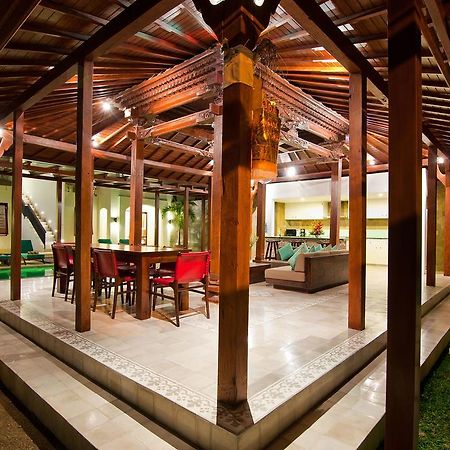 Villa Amalia Legian Eksteriør billede